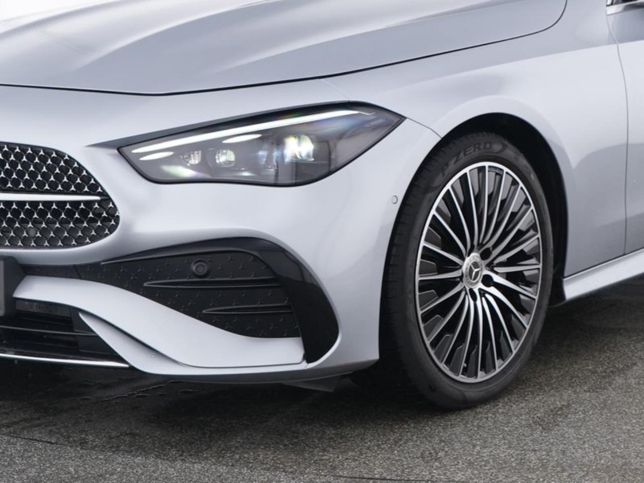 Mercedes-Benz CLE 300 4M Cabrio AMG Distronic 360° AHK HeadUp
