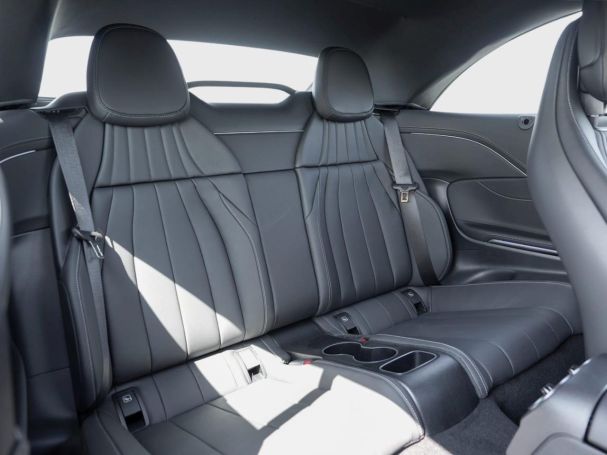 Mercedes-Benz CLE 300 4MATIC Cabriolet AMG 360? Distronic HUD