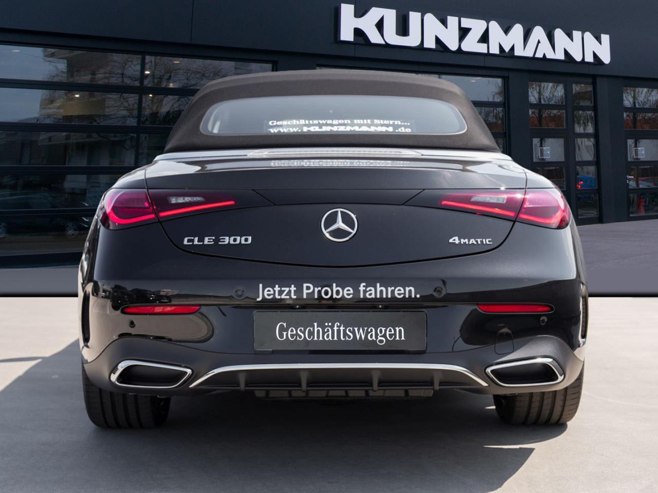 Mercedes-Benz CLE 300 4MATIC Cabriolet AMG 360° Distronic HUD