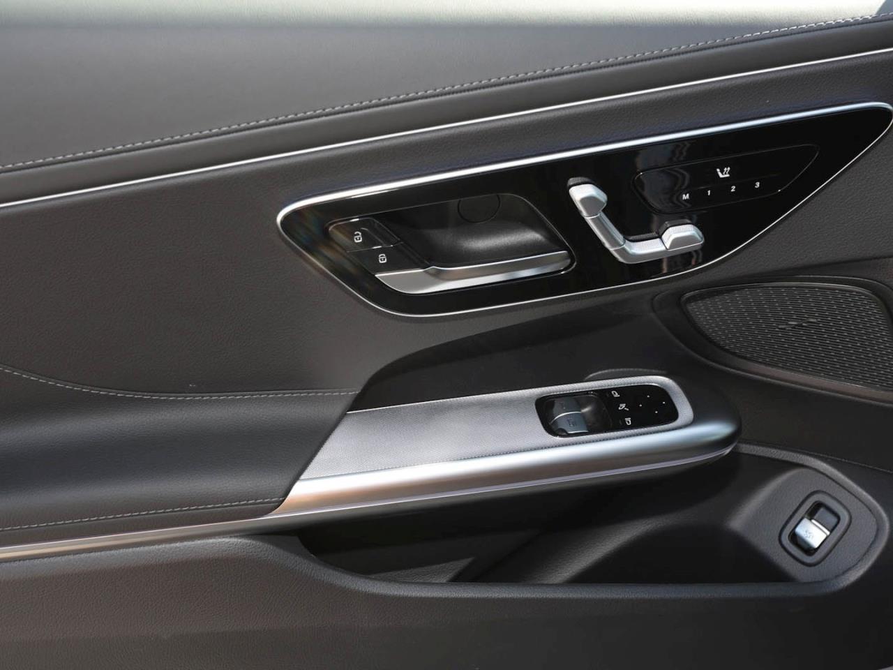 Mercedes-Benz CLE 200 Coupé AMG MBUXNavi-Prem. Distronic 360°