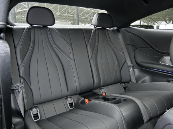 Mercedes-Benz CLE 220 d Coupé AMG Night Panorama Distronic 360°