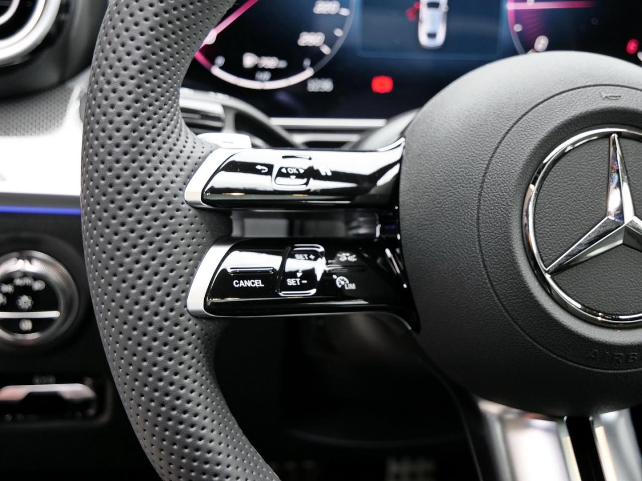 Mercedes-Benz CLE 220 d Coupé AMG Night Panorama Distronic 360°