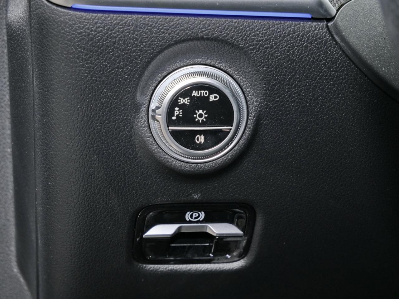 Mercedes-Benz CLE 300 4M Coupé AMG MBUXNavi-Prem. Memory 360°