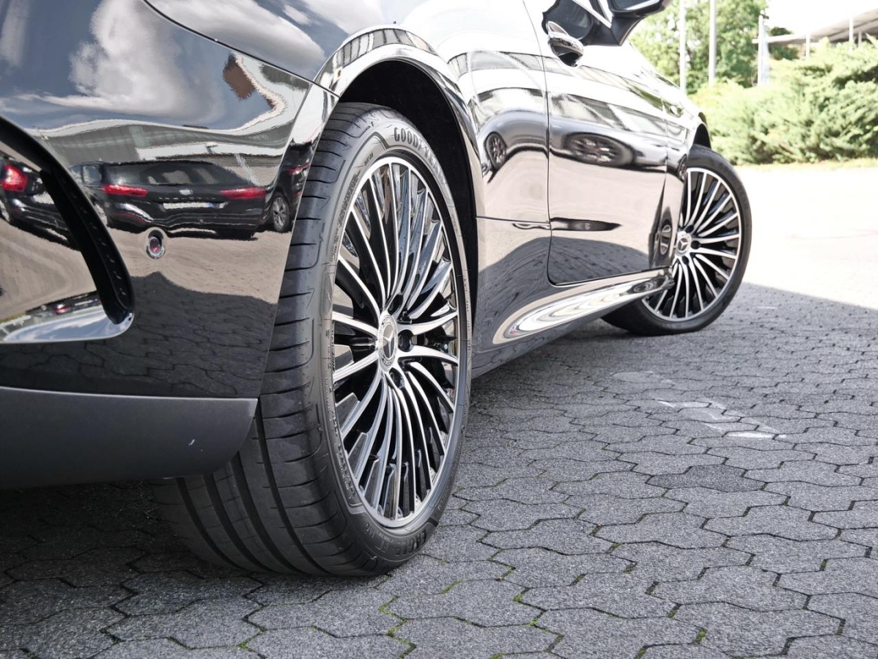Mercedes-Benz CLE 300 e AMG Distronic Kamera AHK NP 81.884