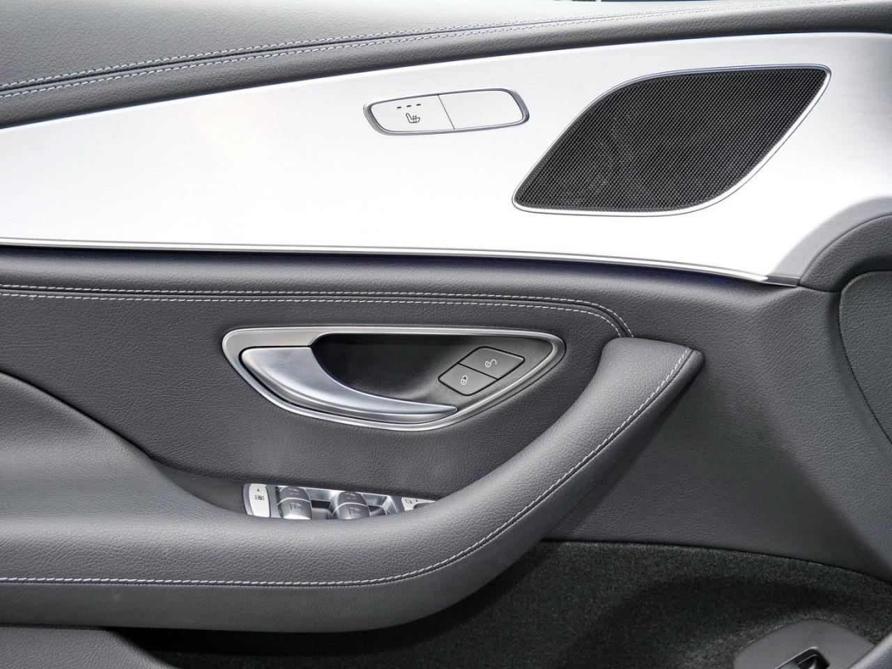 Mercedes-Benz CLS 400 d 4M AMG Distronic Schiebedach 360°