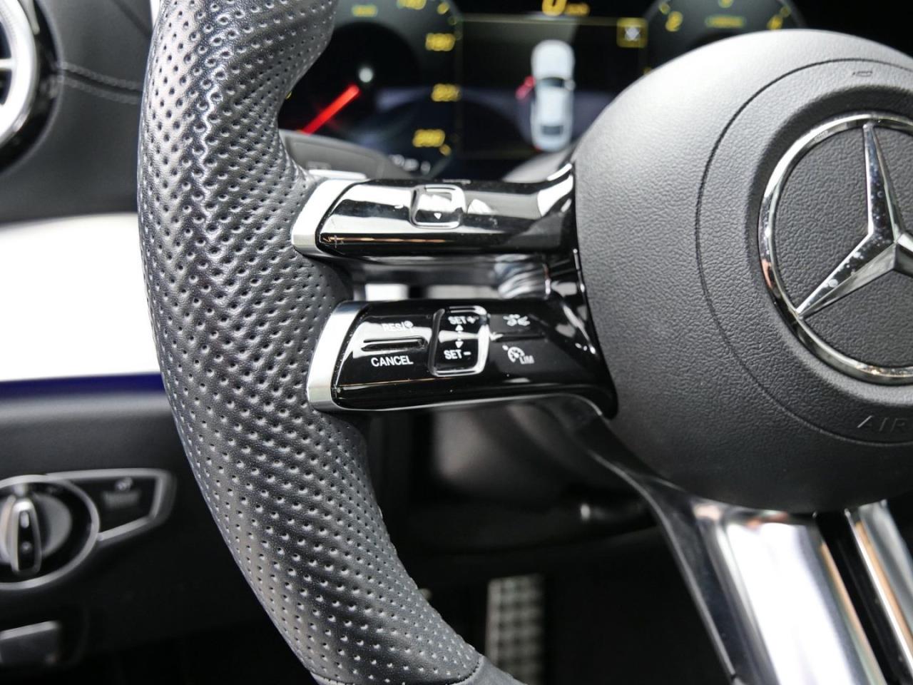 Mercedes-Benz CLS 400 d 4M AMG Distronic Schiebedach 360°