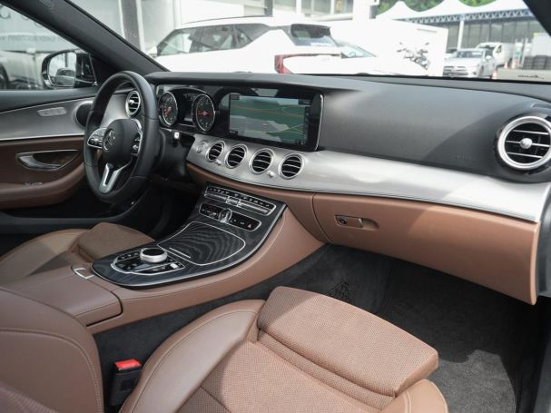 Mercedes-Benz E 200 d T Avantgarde Schiebedach Standhzg Kamera