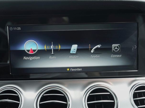 Mercedes-Benz E 200 d T Avantgarde Schiebedach Standhzg Kamera
