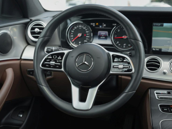 Mercedes-Benz E 200 d T Avantgarde Schiebedach Standhzg Kamera