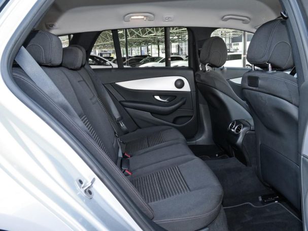 Mercedes-Benz E 220 d 4M T Avantgarde Distronic+ MBUXNavi+ 360°