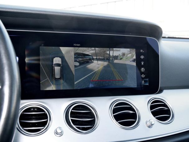 Mercedes-Benz E 220 d 4M T Avantgarde Distronic+ MBUXNavi+ 360°