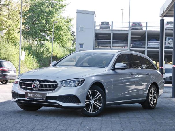 Mercedes-Benz E 220 d 4M T Avantgarde Distronic+ MBUXNavi+ 360°