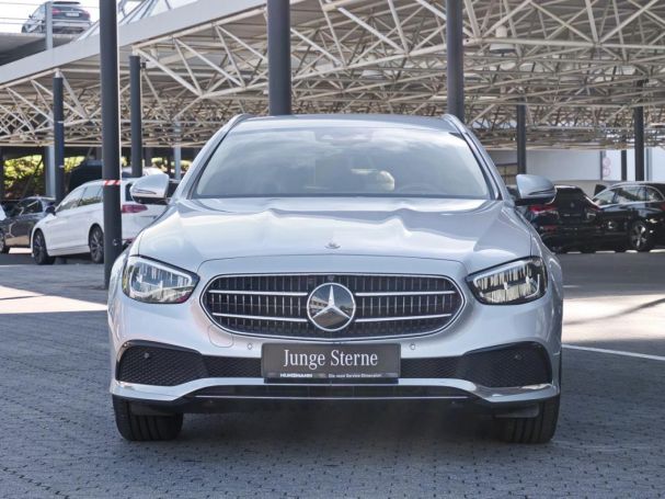 Mercedes-Benz E 220 d 4M T Avantgarde Distronic+ MBUXNavi+ 360°