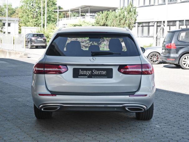 Mercedes-Benz E 220 d 4M T Avantgarde Distronic+ MBUXNavi+ 360°