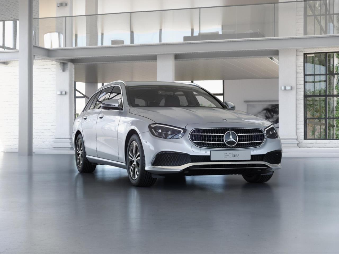 Mercedes-Benz E 220 d 4M T Avantgarde Distronic+ MBUXNavi+ 360?