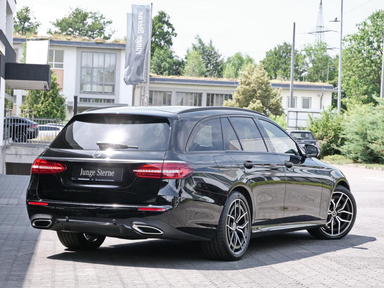 Mercedes-Benz E 220 d 4M T AMG Night Kamera Burmester Easy-P