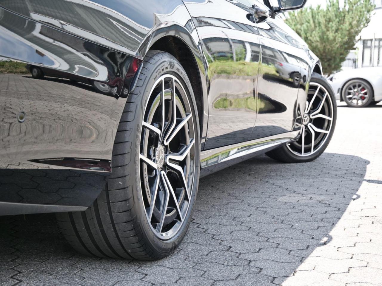 Mercedes-Benz E 220 d 4M T AMG Night Kamera Burmester Easy-P