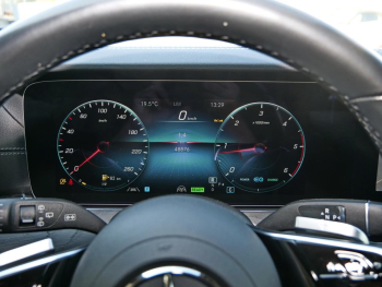 Mercedes-Benz E 220 d 4M T AMG Night Distronic+ 360° Widescreen
