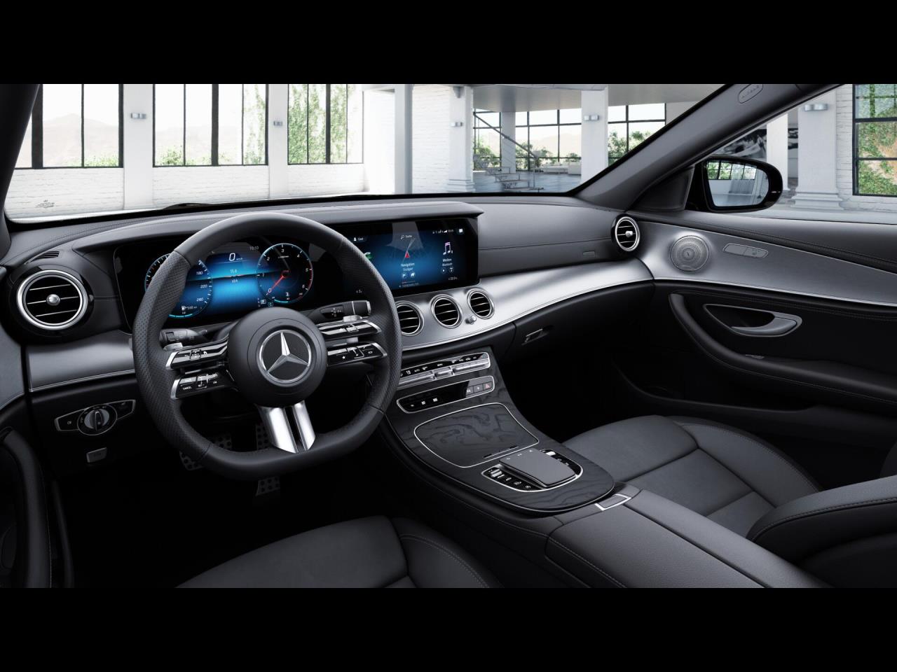 Mercedes-Benz E 300 d 4M T AMG Night Panorama Easy-P 360° AHK