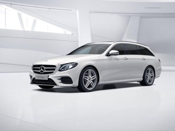 Mercedes-Benz E 300 d T AMG Schiebedach Kamera Totwinkel EasyP