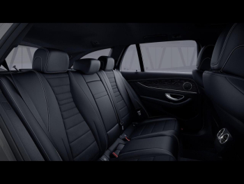 Mercedes-Benz E 300 d T AMG Schiebedach Kamera Totwinkel EasyP