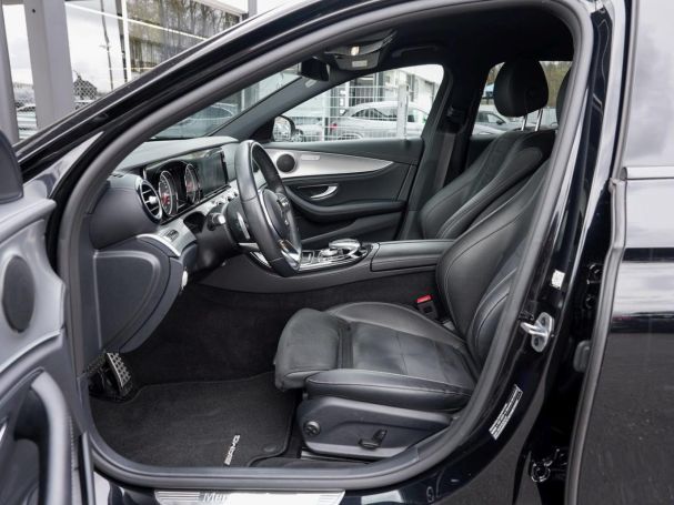 Mercedes-Benz E 300 d T AMG Night Distronic+ Kamera HUD