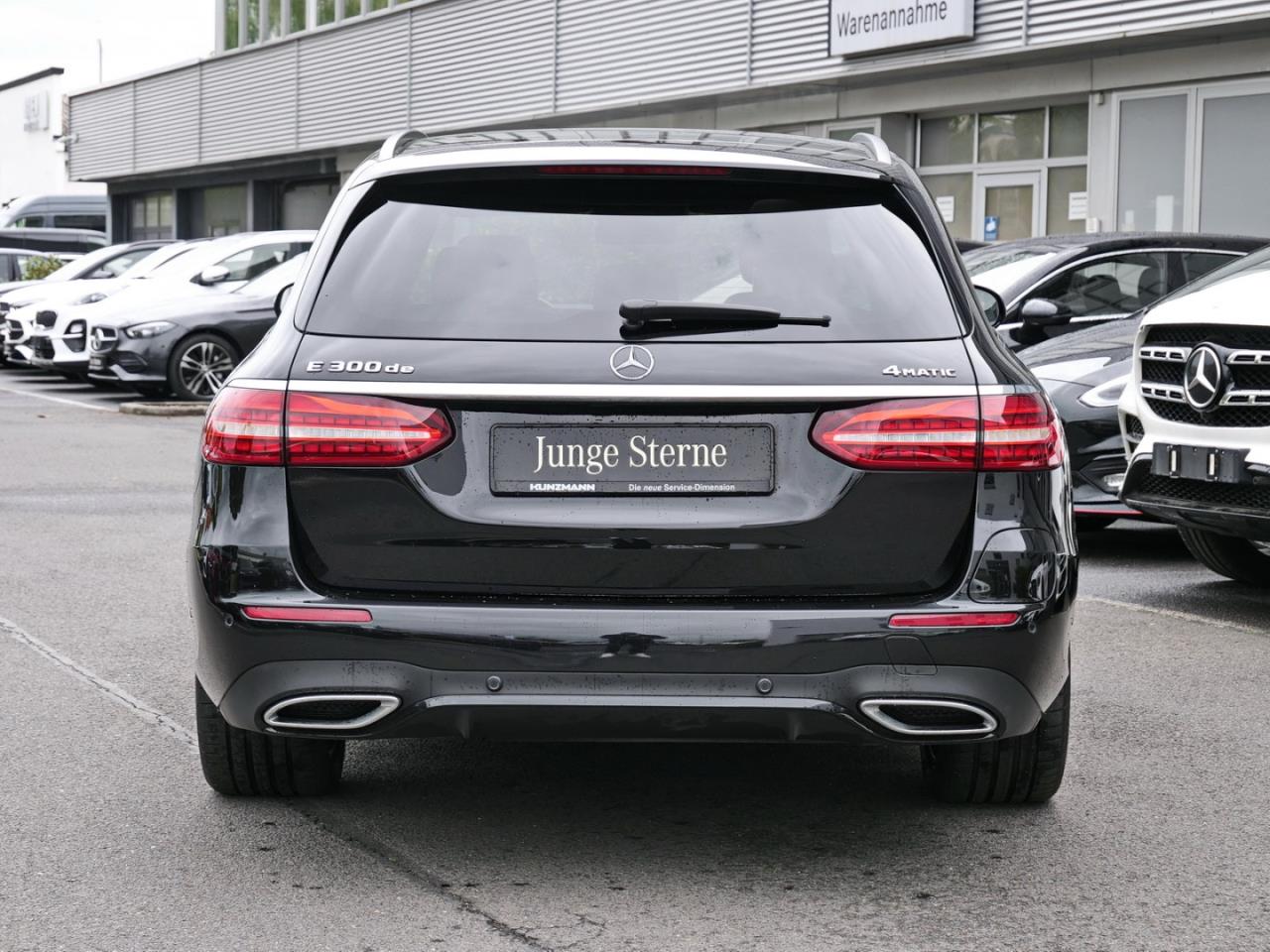 Mercedes-Benz E 300 de 4M T AMG Night Panorama Kamera EasyPack