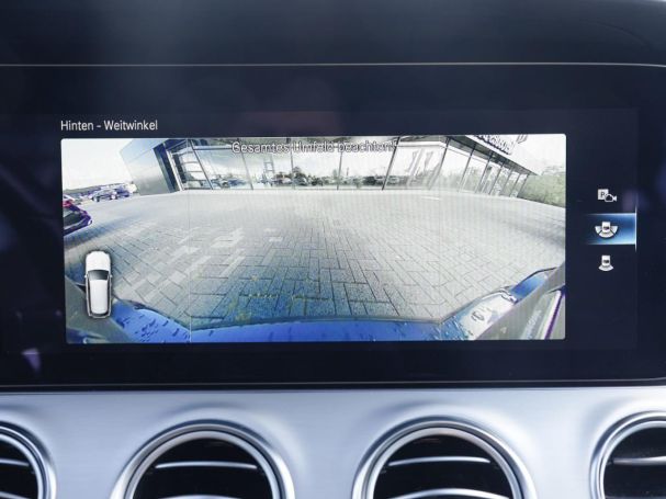 Mercedes-Benz E 300 de T Avantgarde Distronic+ Panorama Navi