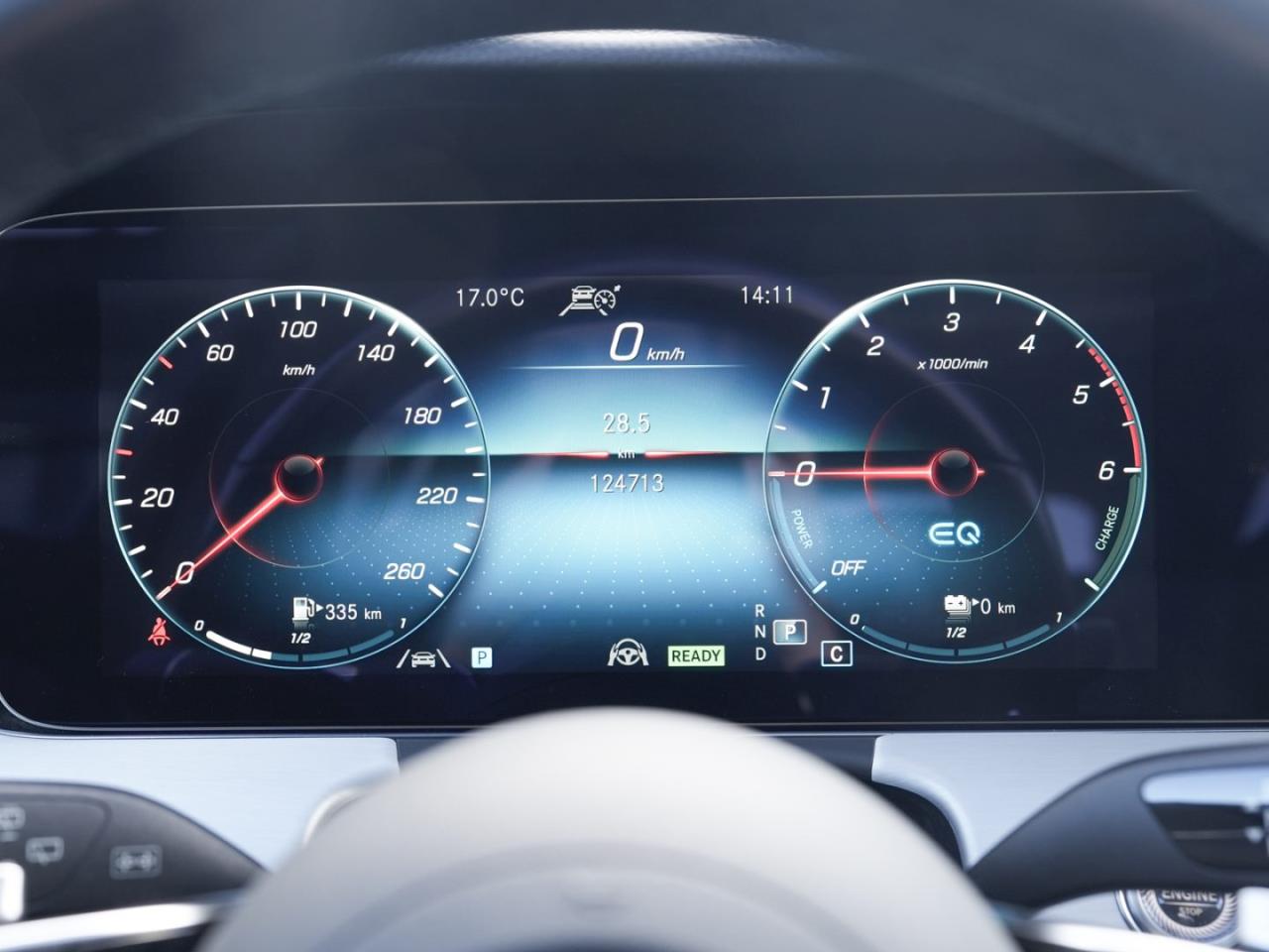 Mercedes-Benz E 300 de T Avantgarde Distronic+ Panorama Navi