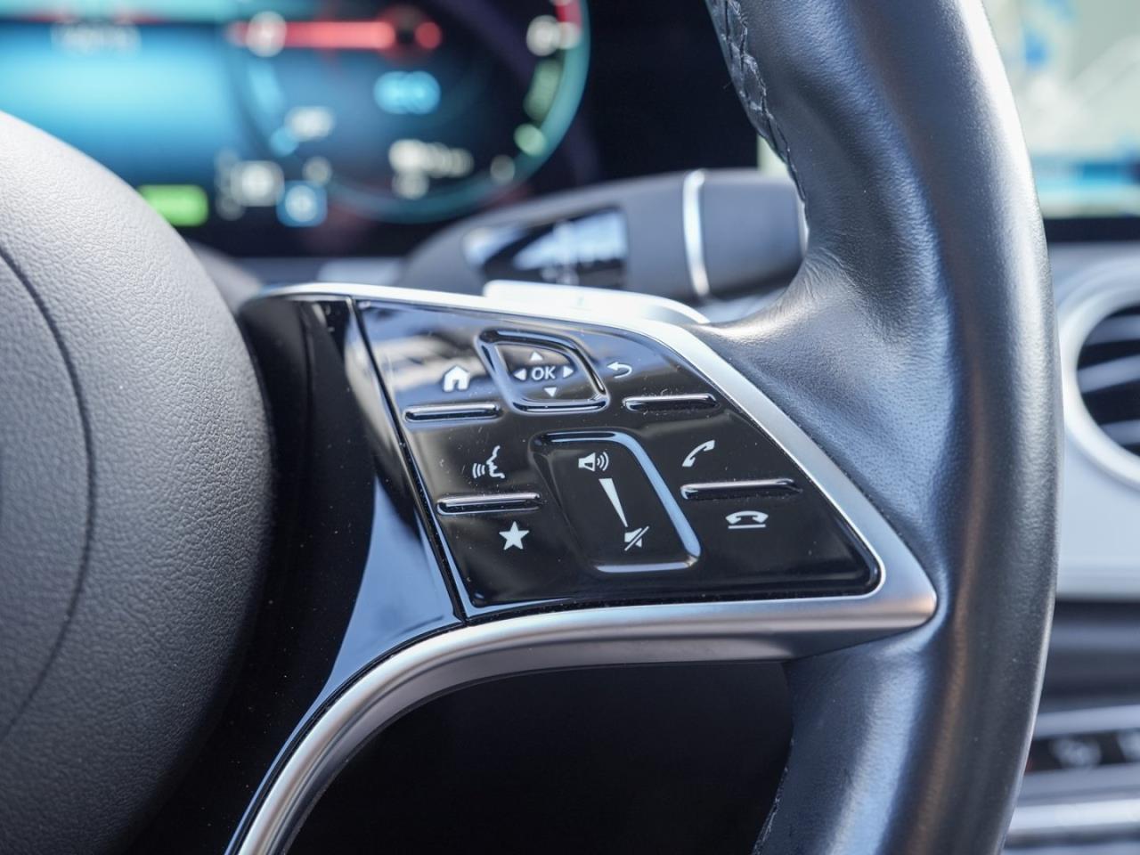 Mercedes-Benz E 300 de T Avantgarde Distronic+ Panorama Navi