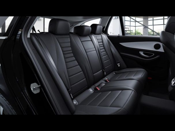 Mercedes-Benz E 300 de T Avantgarde Distronic+ Panorama Navi