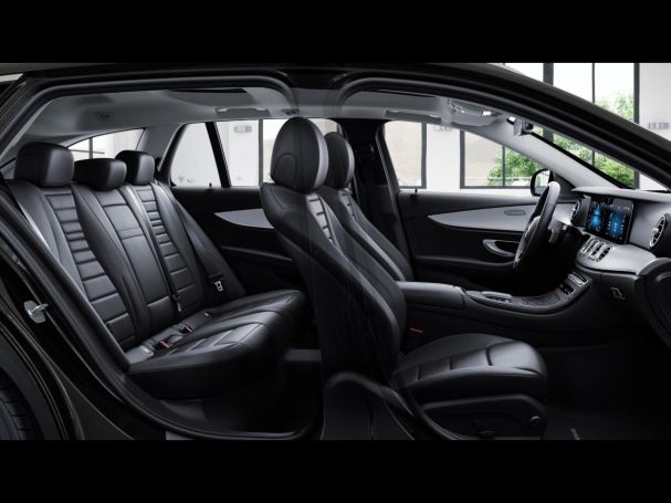 Mercedes-Benz E 300 de T Avantgarde Distronic+ Panorama Navi