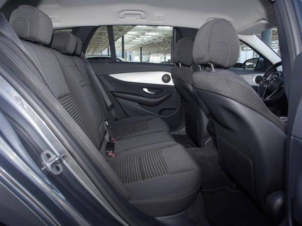 Mercedes-Benz E 300 de T Avantgarde Distronic+ Widescreen Navi