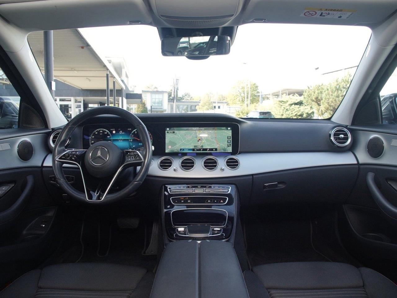 Mercedes-Benz E 300 de T Avantgarde Distronic+ Widescreen Navi