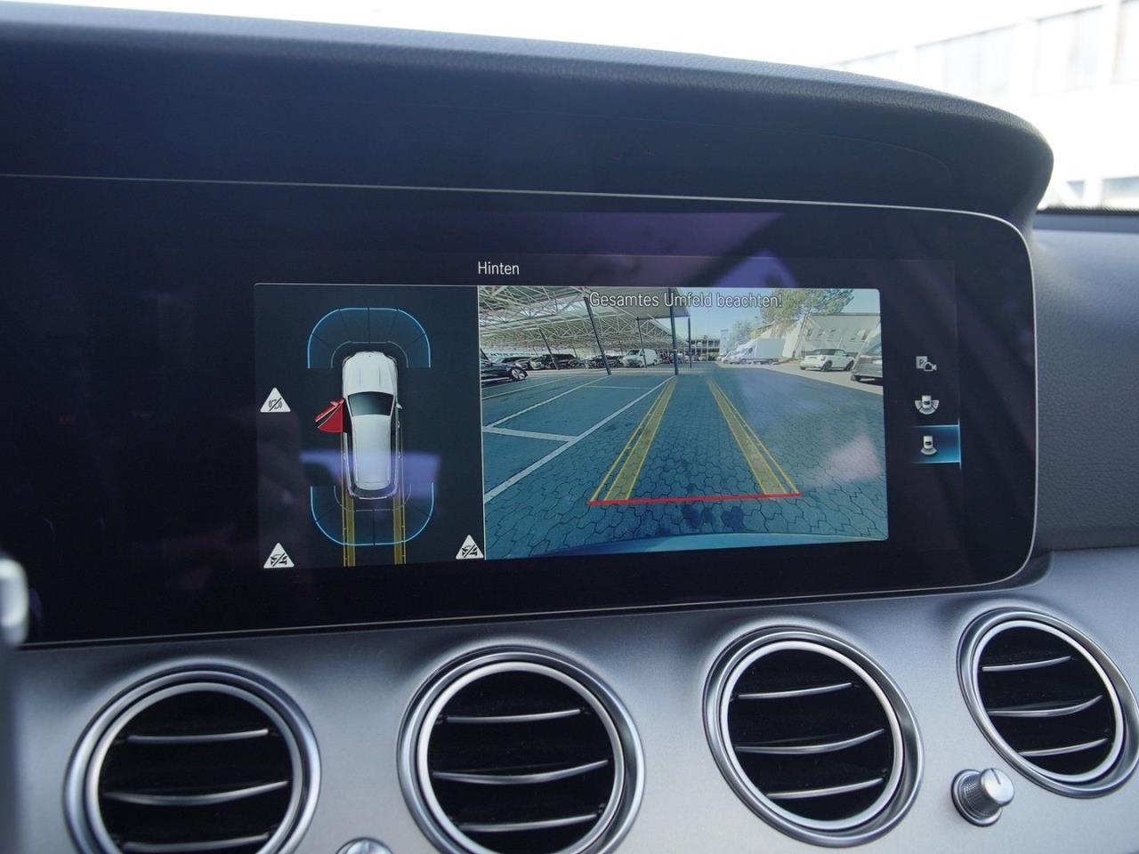 Mercedes-Benz E 300 de T Avantgarde Distronic+ Widescreen Navi