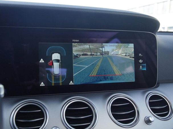 Mercedes-Benz E 300 de T Avantgarde Distronic+ Widescreen Navi