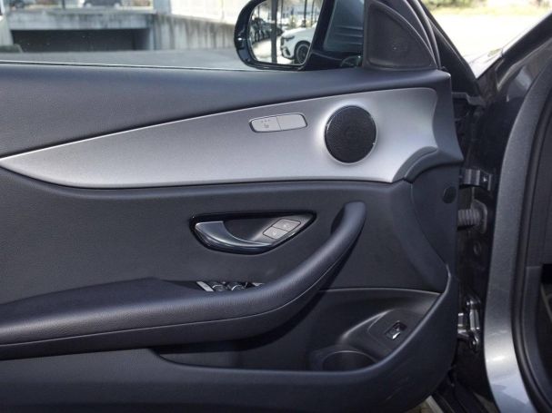 Mercedes-Benz E 300 de T Avantgarde Distronic+ Widescreen Navi