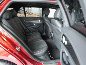 Mercedes-Benz E 300 e T AMG Night Panorama MBUX Navi+ 360°