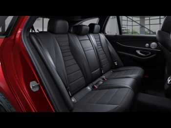 Mercedes-Benz E 300 e T AMG Night Panorama MBUX Navi+ 360°
