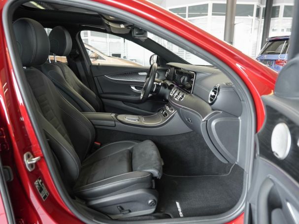 Mercedes-Benz E 300 e T AMG Night Panorama MBUX Navi+ 360°