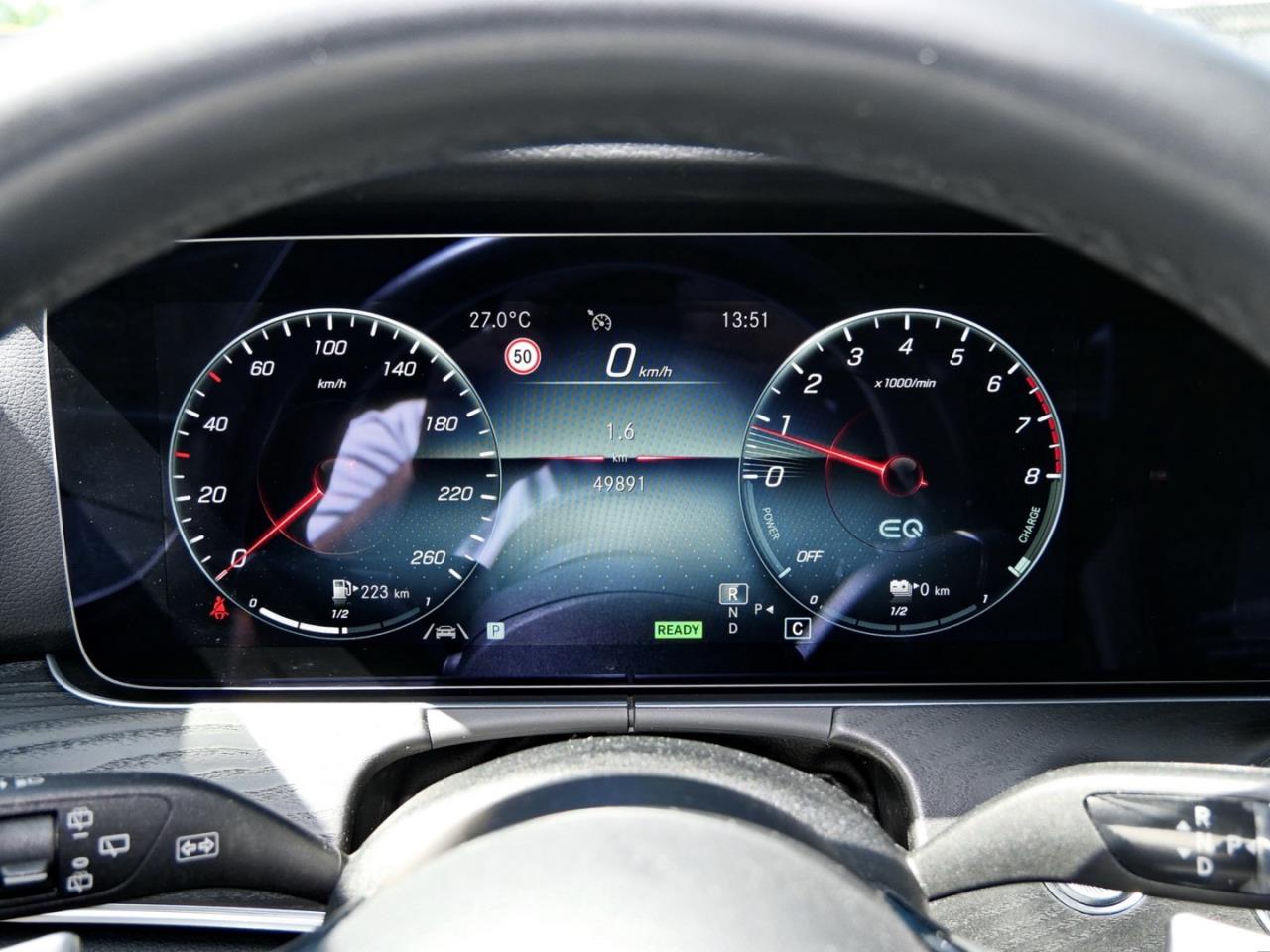 Mercedes-Benz E 300 e T AMG Night Schiebedach Easy-P 360° AHK