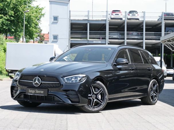 Mercedes-Benz E 300 e T AMG Night Schiebedach Easy-P 360° AHK