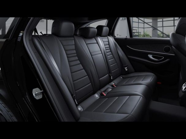 Mercedes-Benz E 300 e T AMG Night Schiebedach Easy-P 360° AHK