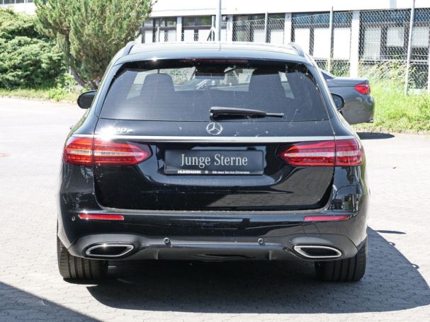Mercedes-Benz E 300 e T AMG Night Schiebedach Easy-P 360° AHK