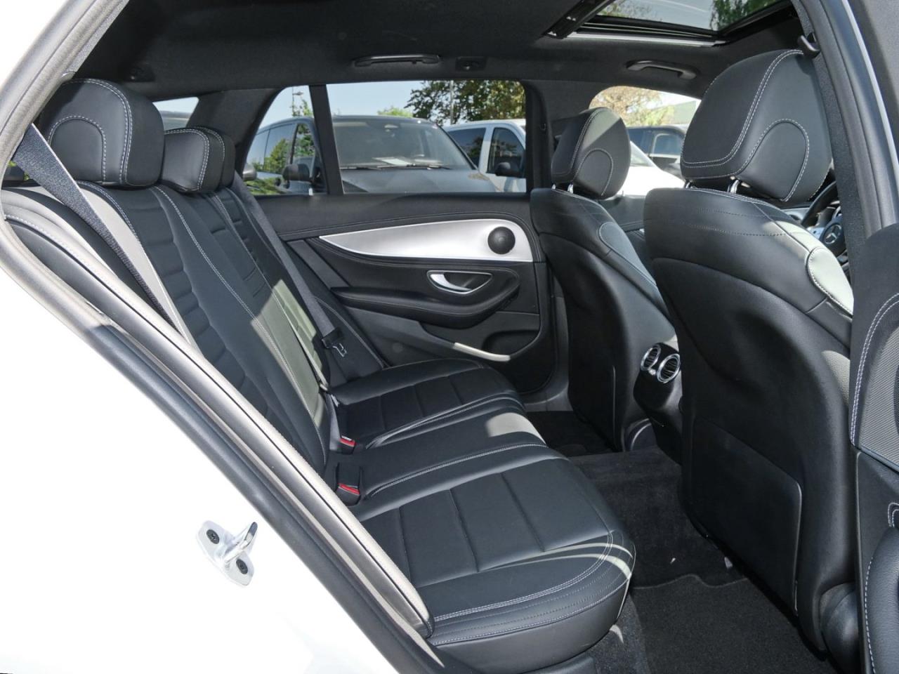 Mercedes-Benz E 350 d T AMG Night Distronic+ Schiebedach AHK