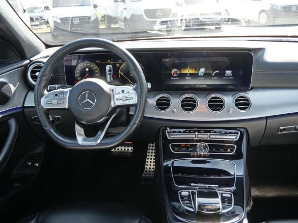 Mercedes-Benz E 350 d T AMG Night Distronic+ Schiebedach AHK