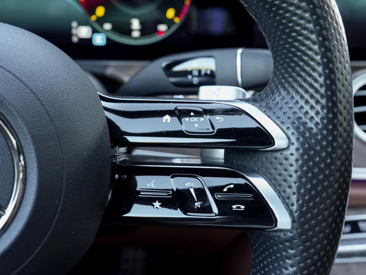 Mercedes-Benz E 400 d 4M T AMG Schiebedach Standheizung AHK