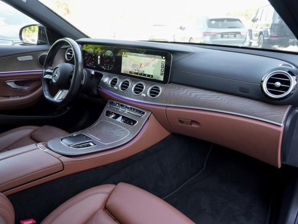 Mercedes-Benz E 400 d 4M T AMG Schiebedach Standheizung AHK