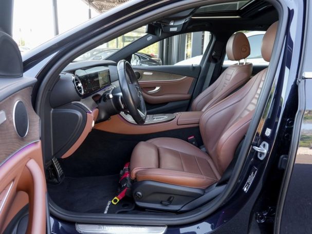 Mercedes-Benz E 400 d 4M T AMG Schiebedach Standheizung AHK