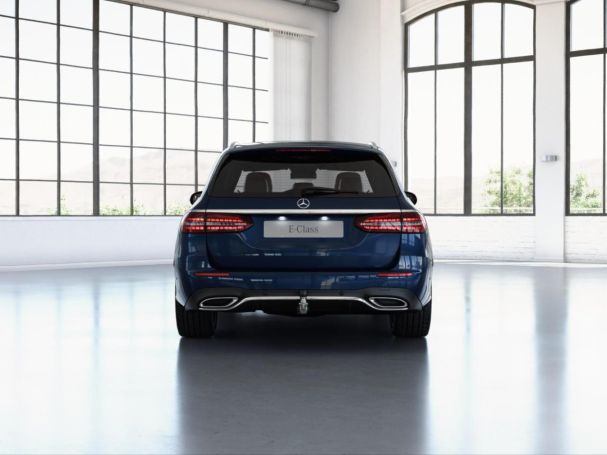 Mercedes-Benz E 400 d 4M T AMG Schiebedach Standheizung AHK